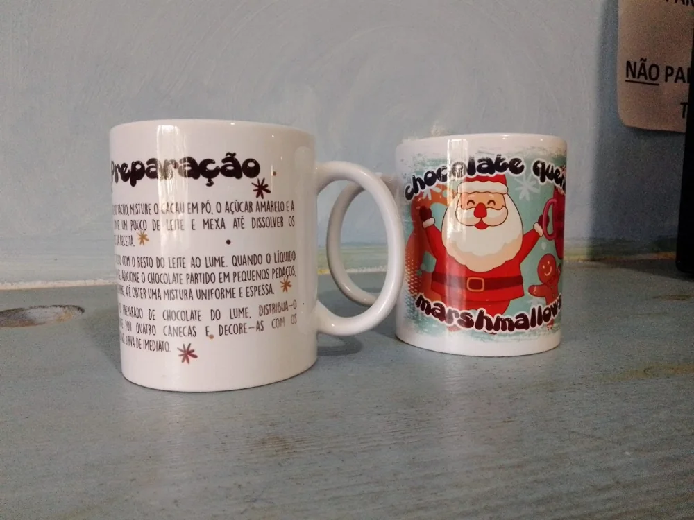 Canecas personalizadas com ilustrações, fotografias ou mensagens.