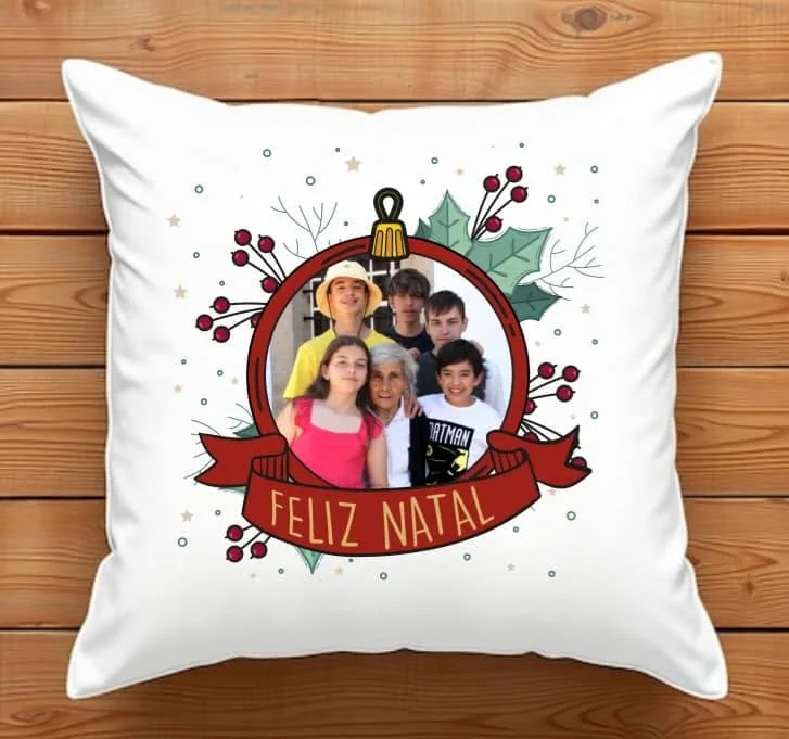 Almofada com mensagem, imagem ou fotografia personalizada.