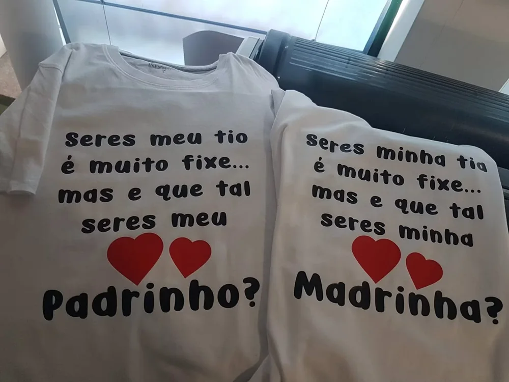 Avental com impressão ou mensagem personalizada para oferecer.