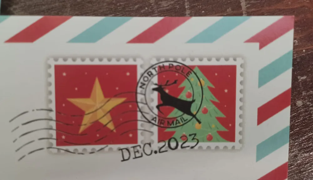 Peça com dedicatória, mensagem ou dados personalizados para assinalar uma ocasião.